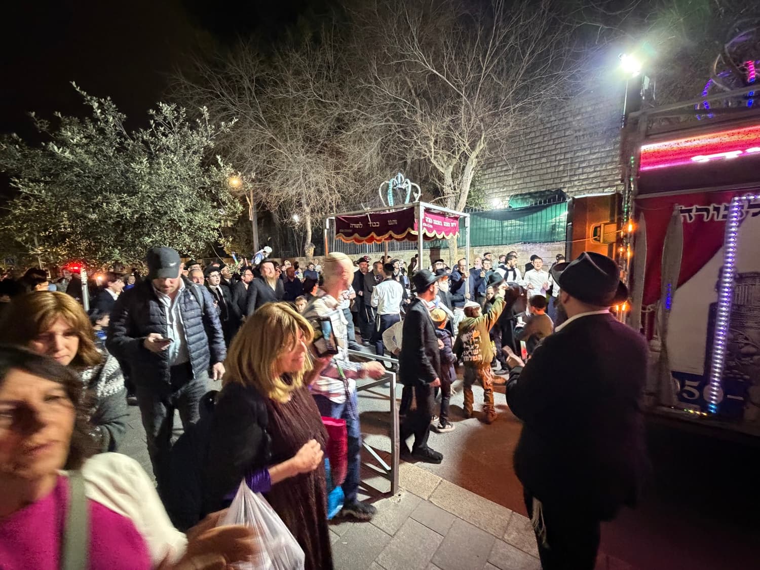 The Hachnasat Sefer Torah procession in Jerusalem